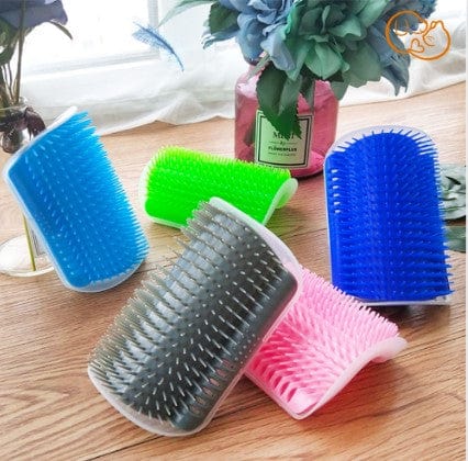 Self-Grooming Rubbing Brush